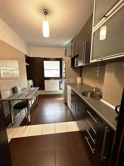 Apartament 2 camere in Ploiesti, Piata Mihai Viteazul - 11