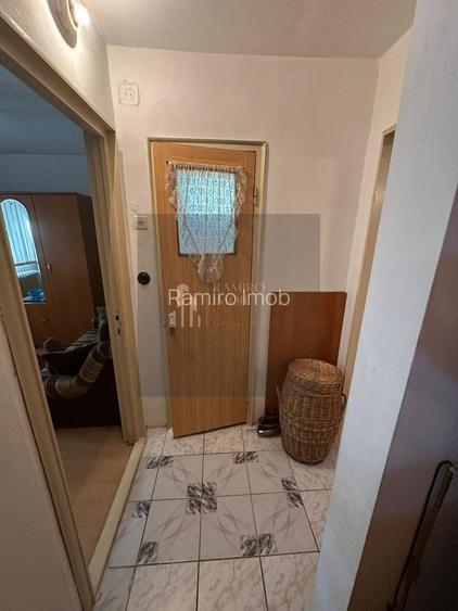 Apartament 3 camere Soseaua Giurgiului/Piata Progresul Sector 4 - 7