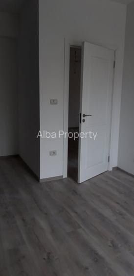 Apartament , bloc nou , zona  Cetate !!! - 5