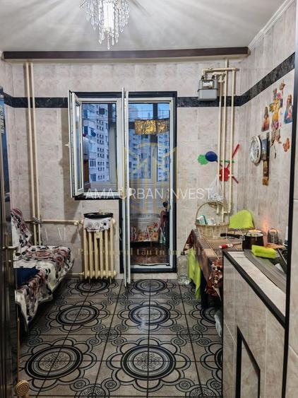 Teiul Doamnei Otesani 3 camere 72mp 1983 , 135000eur - 5