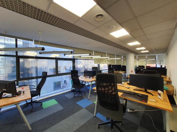 Birouri in zona Universitate, suprafete intre 200-1233 mp, comision 0% - 3