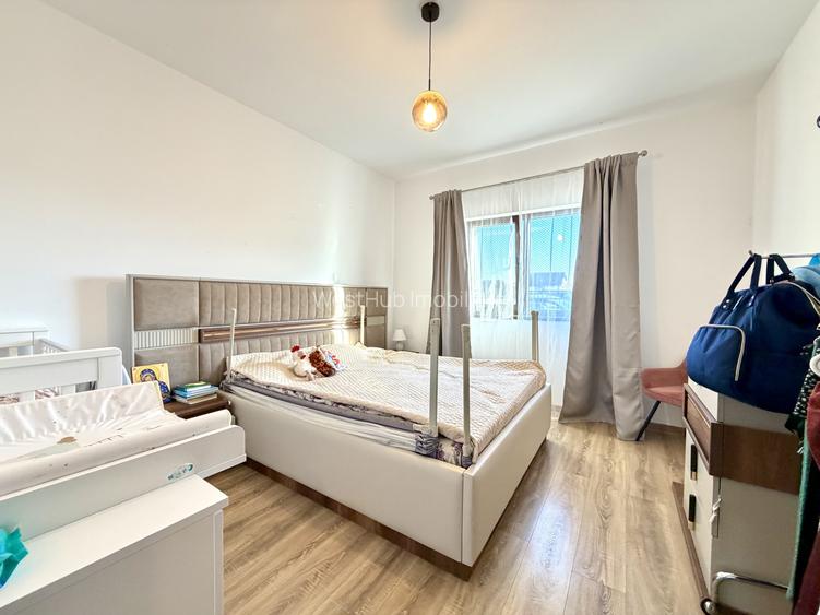 Duplex, perete dublu, 5 camere, 130 mp utili, 300 mp teren - Dumbravita - 3