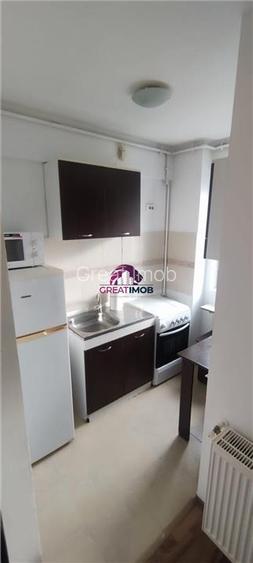 Închiriere garsoniera zona 1 Decembrie - 3