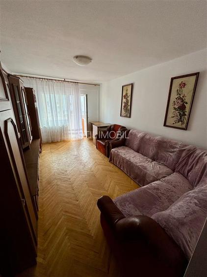 Ap. 3 camere CD- 71mp - Mircea cel Batran - et. intermediar - 3