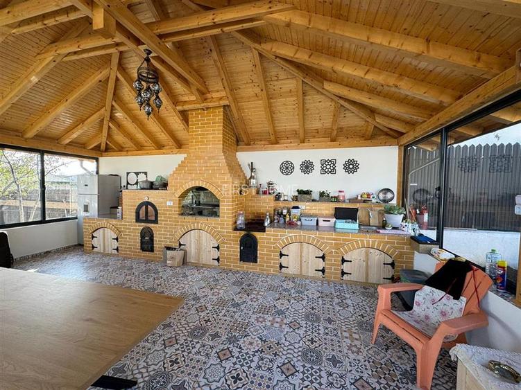 Cladire cu 3 apartamente in suprafata totala construita de 500 mp - 13