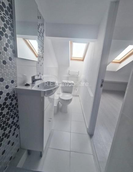 Apartament cu 4 camere in zona Trapezului  - 6