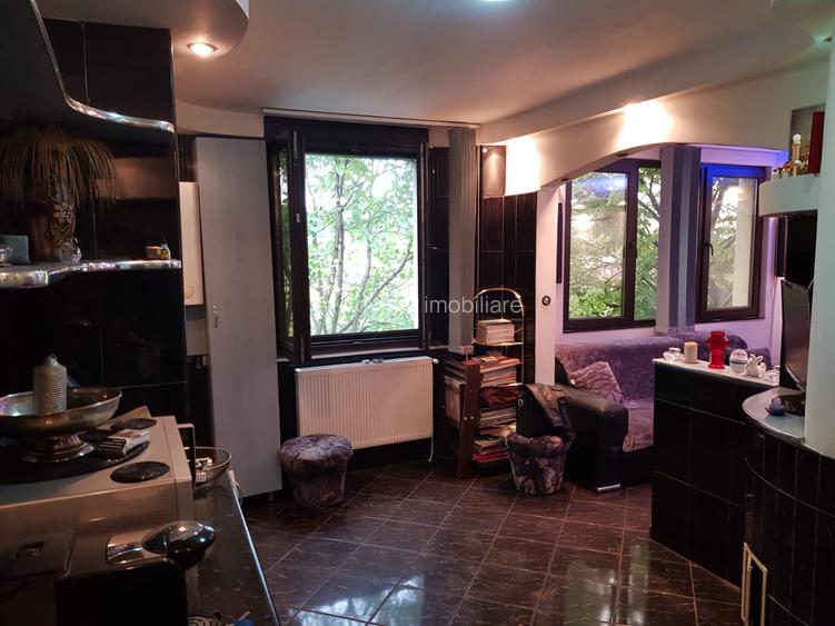 3 camere dec. complet renovat - langa metrou Valea Ialomiței  - Ready to move - 9
