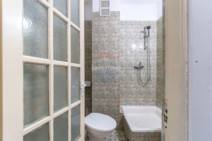 Casă / Vilă cu 20 camere de vânzare în Timisu de Jos, DN1, Brasov - 10