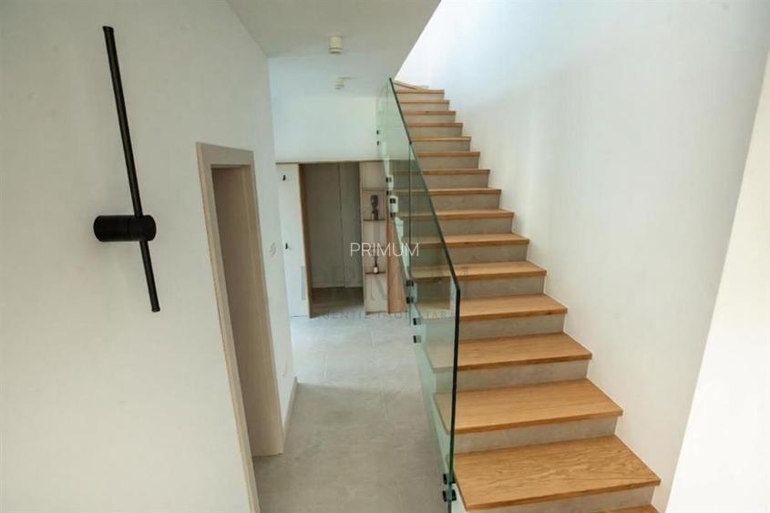 DAMBOVITA, DUPLEX P+1E - 2 LOCURI DE PARCARE - GRADINA - TERASA - CENTRALA PROPR - 3