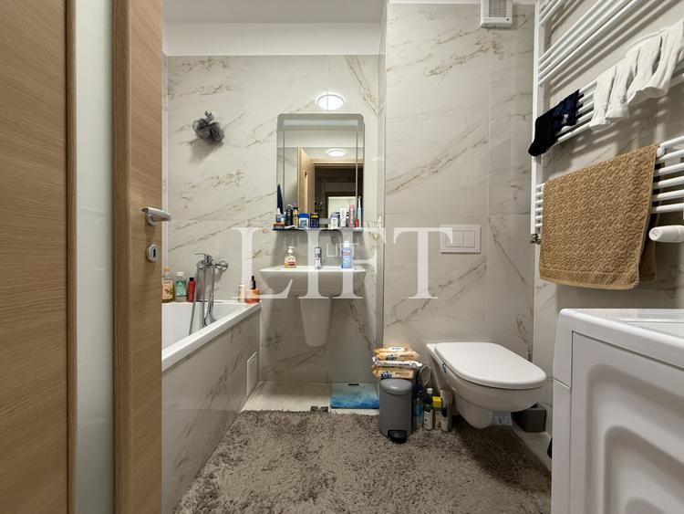 Apartament de 2 camere, decomandat, 54mp, Zona Tractorul - 13