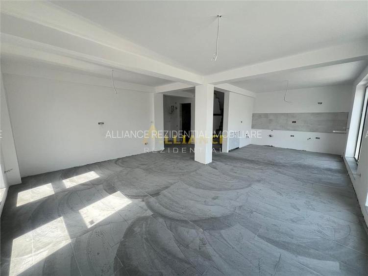 Vila Individuala - 5 camere-3 bai-Strada Miorita-500 M  de STV - 11