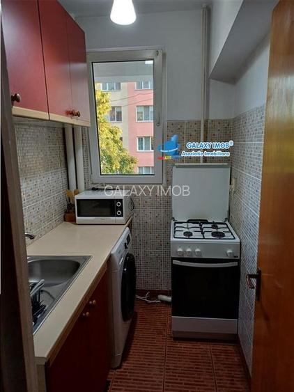 Inchiriere garsoniera bloc mixt ,2 min  Dristor  metrou - 8