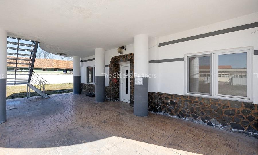 Platformă industrială cu 2 hale și sediu administrativ – teren 3.871 m - 60