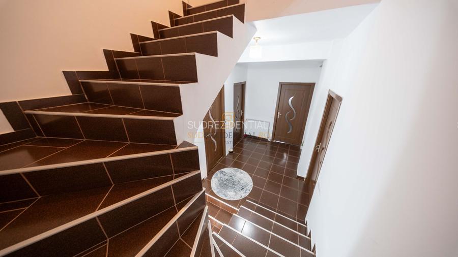 Vila spatioasa | 200 mp, mansarda open space, zona Jilava, Ilfov - 17