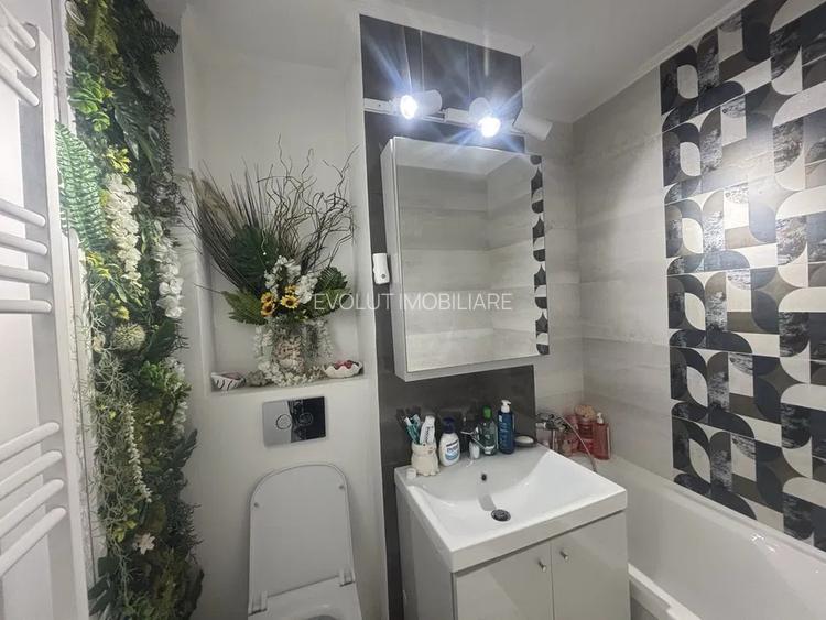 Apartament cu 3 camere decomandat-zona trocadero - 6