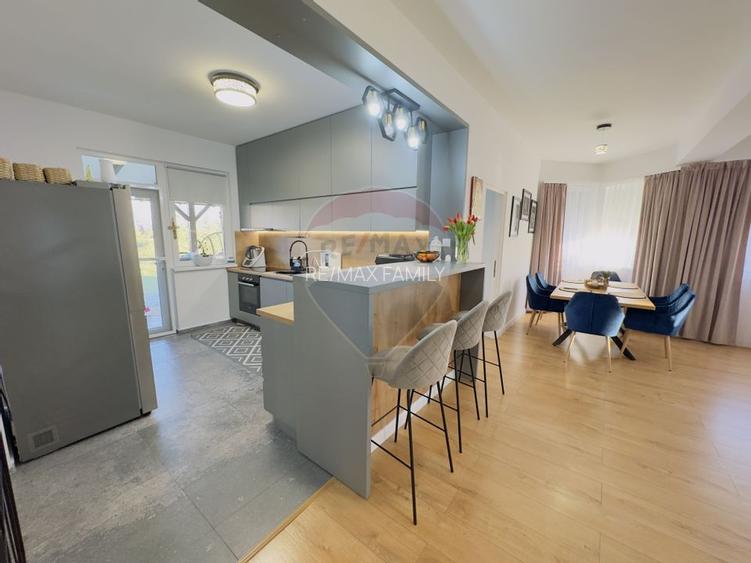 Casă / Vilă 5 camere,piscina Cart.Orizont 2 zona Metropolitana Oradea - 6