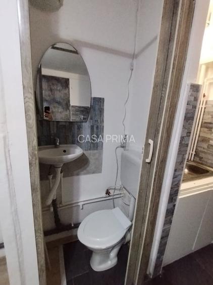 Camera Camin 16mp Frumoasa-Poitiers ! Etaj intermediar 3/4 - 9