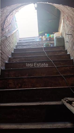 Tatarasi zona Piata Chirila teren 576mp cu casa si anexe (pretabil  si privatiza - 11