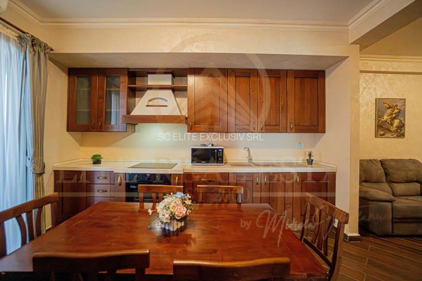 Stațiunea Mamaia - 3 camere, vedere panoramică la lac &acirc; Vila Ovidiu - 10