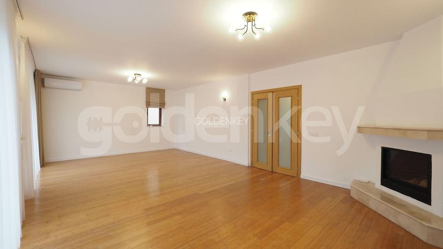 Vila nemobilata cu 5 camere | piscina | teren tenis - 5