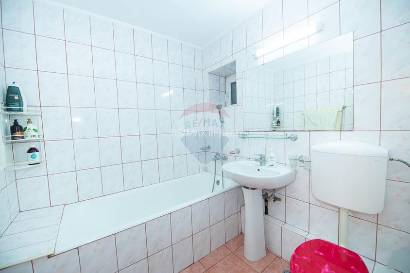 Apartament 3 camere, 72 mpu, Parcare de inchiriat, Bd. Banu Manta, S1 - 10