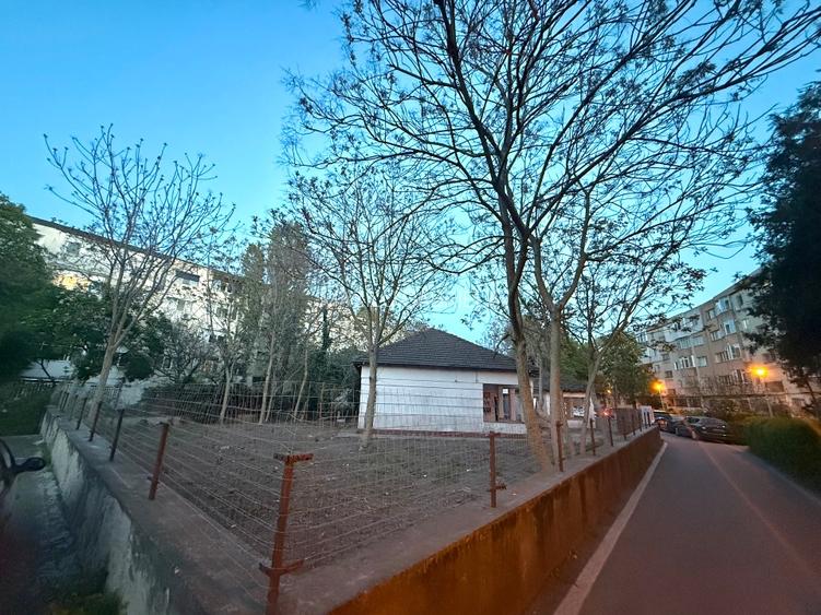 OCAZIE RARA!!! teren782 mp si casa 246 mp, ultracentral Constanta - 4