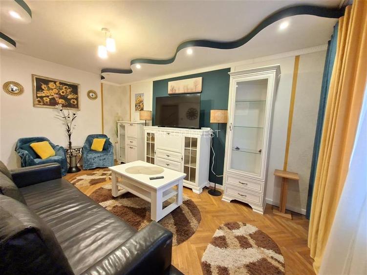 Apartament modern 3 camere balcon zona Semaforului - 2