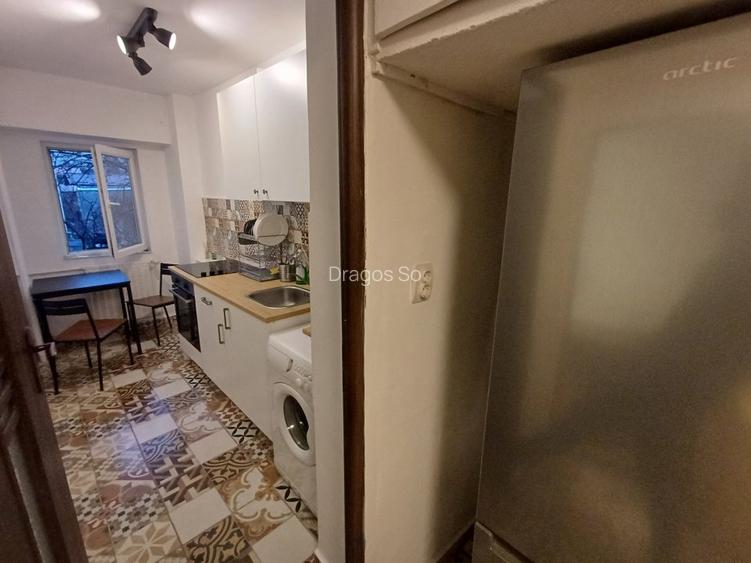 Proprietar Inchiriez Studio Garsoniera Ghica Tei UTCB Constructii - 4