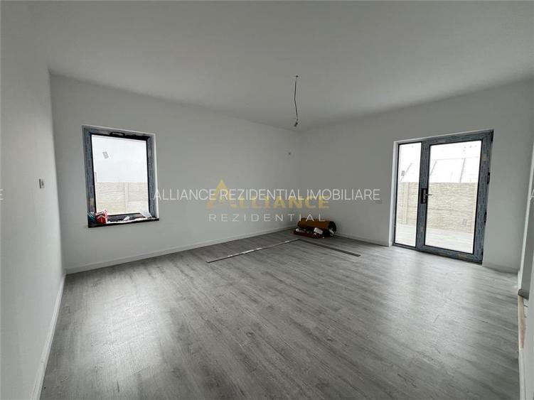 Casa Individuala P+M - 4 camere - Pompa de Caldura-Panouri Solare - 10