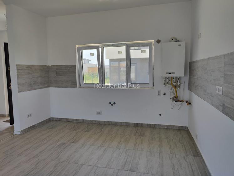 Vilă single Tunari - 4 Camere,  300mp Teren - 3