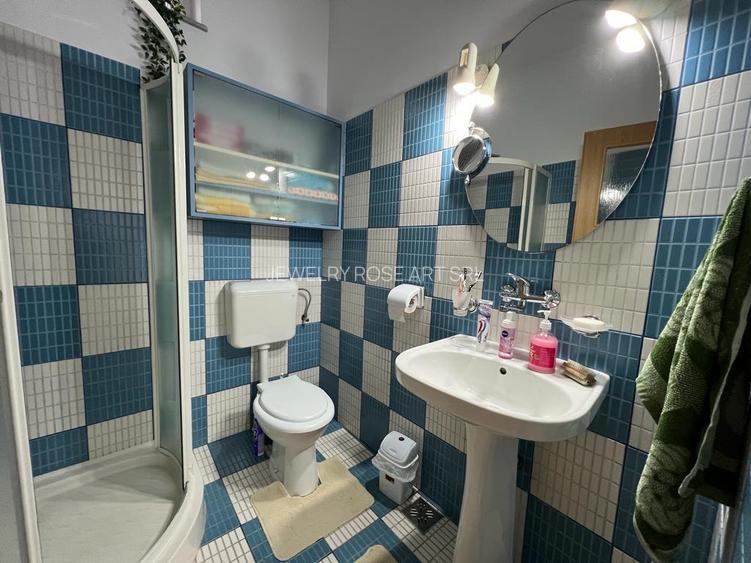 Vila individuala, P+M,  noua camere, 209 MP, Curte 170 MP, zona Garii-Constanta - 9