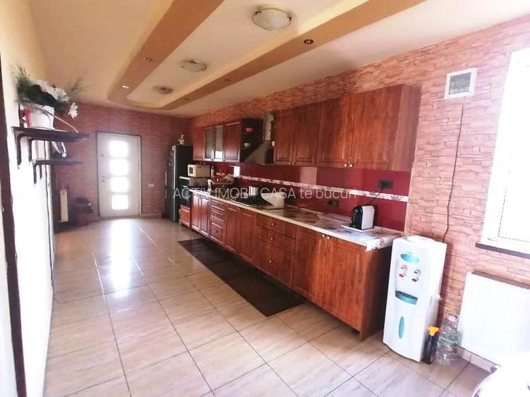 Vila individuala -  7 camere- Domnesti - Tudor Vladimirescu- 400 mp teren - 2000 - 20