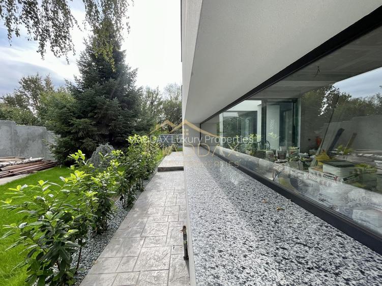 Vila cu 5 camere // * 565 mp gradina* // Tunari - 50