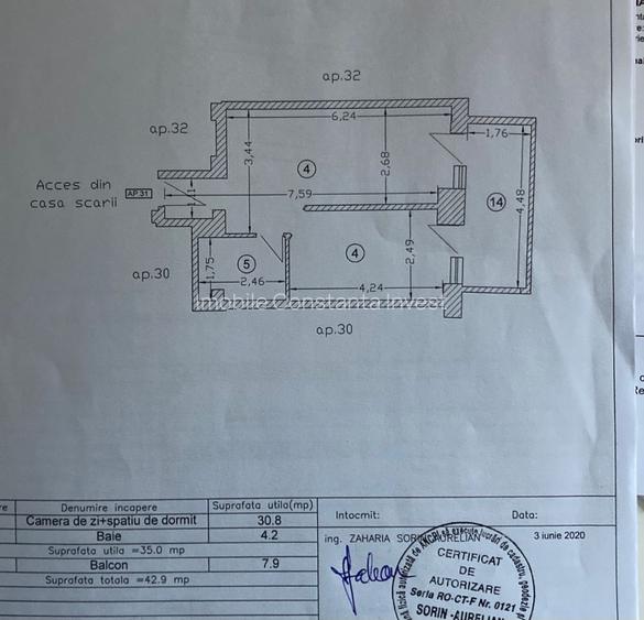 Studio frontal la mare cu parcare - 13