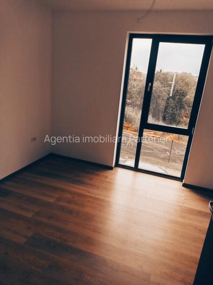 casa / vila Budeasa , "La Cheie" , Paritate apartament 3 camere ! - 20