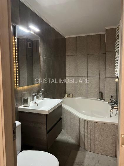 Vanzare Apartament 2 Camere Intre Nerva Traian si Mall Vitan - 11