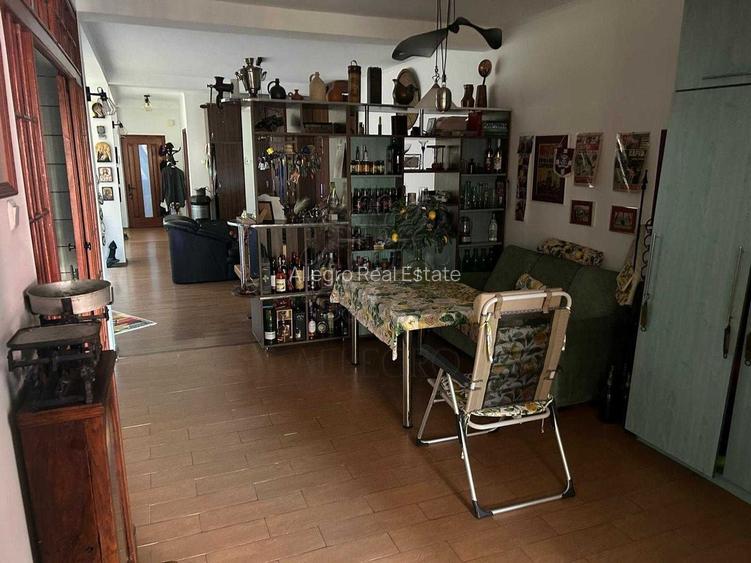 4 Camere + 2 Camere | Etaj 1 / 2 | 2008 - 7