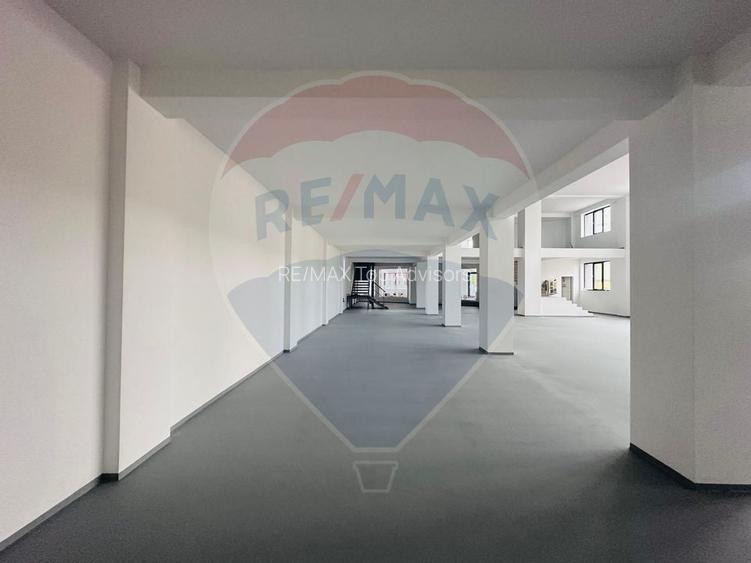 DE INCHIRIAT Spațiu comercial/showroom | 975 mp | Otopeni - 7