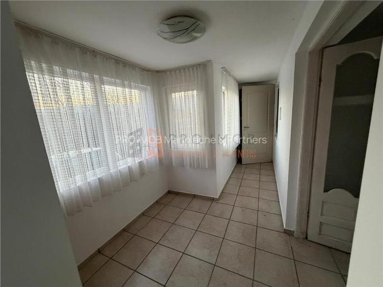 Casa tip parter zona Cernatesti - 11