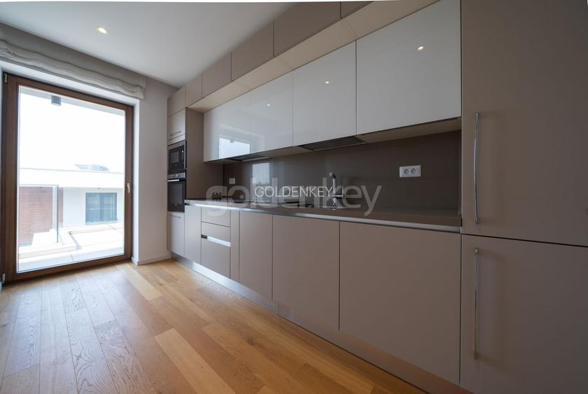 Apartament generos si mobilat cu 3 camere, finisaje premium - 6