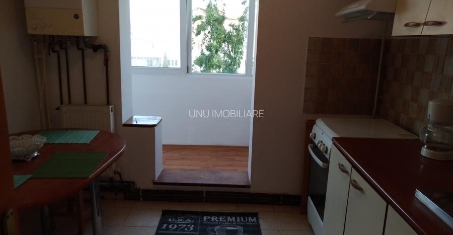 Etaj 3 Ap 2 Camere Decomandat 59mp zona Nicolina Belvedere - 2