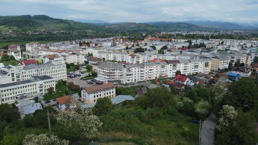 TEREN PREMIUM | PANORAMĂ SPECTACULOASĂ ASUPRA ORAȘULUI & MUNȚILOR - 2