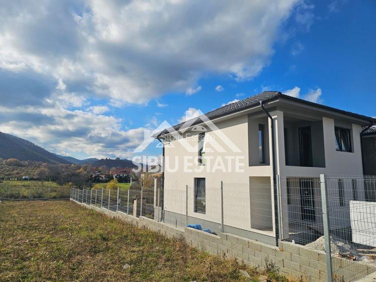 Casa 4 camere cu priveliste superba, Cisnădie - 3