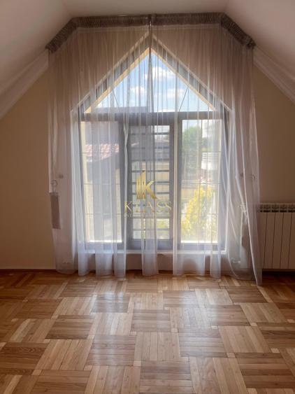 Vila individuala 13 camere, 7 bai, piscina, gradina, barbeque, parcari, Pipera