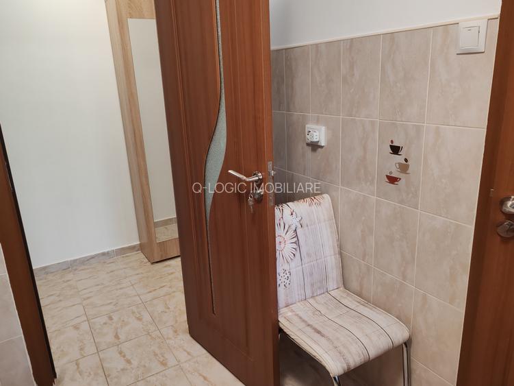 Apartament 3 camere mobilat si utilat zona Centrul Civic - 18