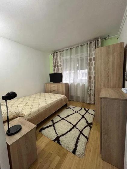 Apartament 3 camere-Pasaj Octav Bancila
