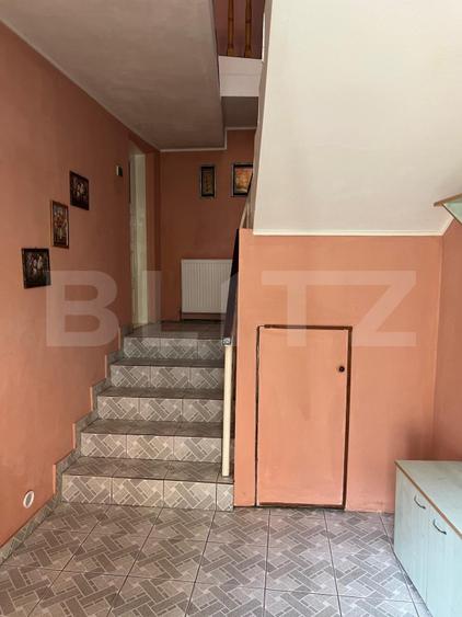 Casă ultracentrală lângă Biserica Evanghelică | 4 camere | 5 băi | Garaj nou