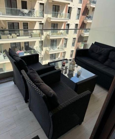 Apartament cu 3 camere și 2 locuri de parcare în Drumul Taberei Moghioroș Park
