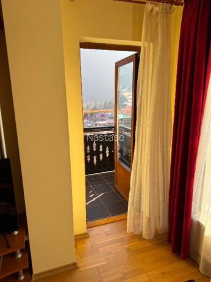 Vand apartament spatios, 2 camere in Sinaia, - 3