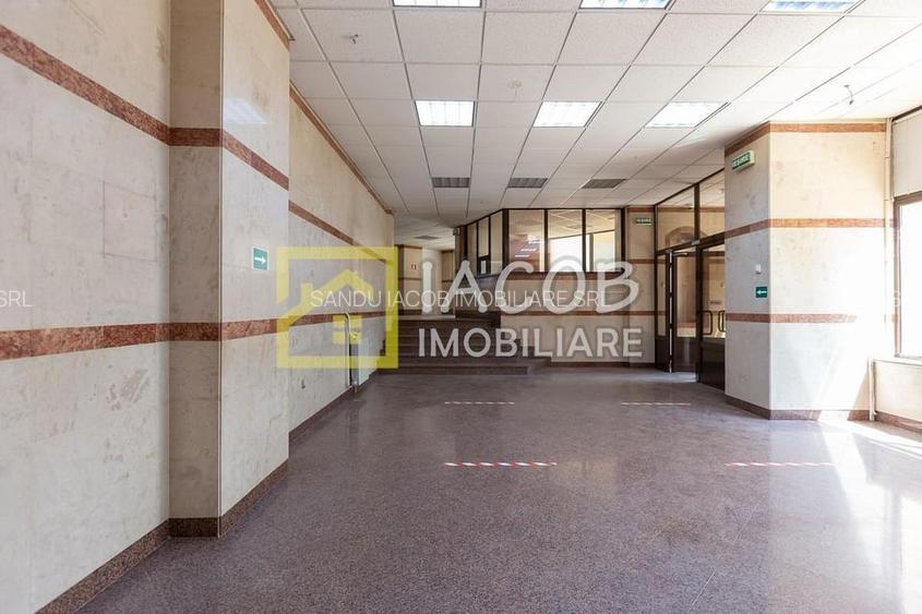 Spatiu comercial P+1, Buhusi, central, jud Bacau - 7